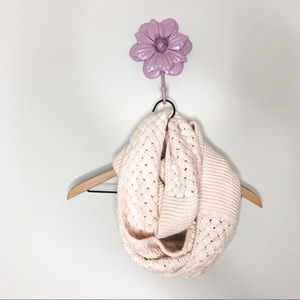 Banana Republic Pale Pink Knitted Infinity Scarf